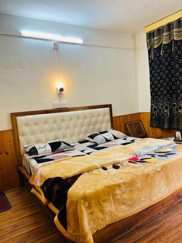 The Massif Hotel *